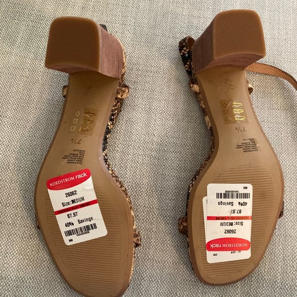 Madewell The Hollie Ankle-Strap Sandal in Snake Embossed Brown Leather Size 7.5 - Picture 4 of 4